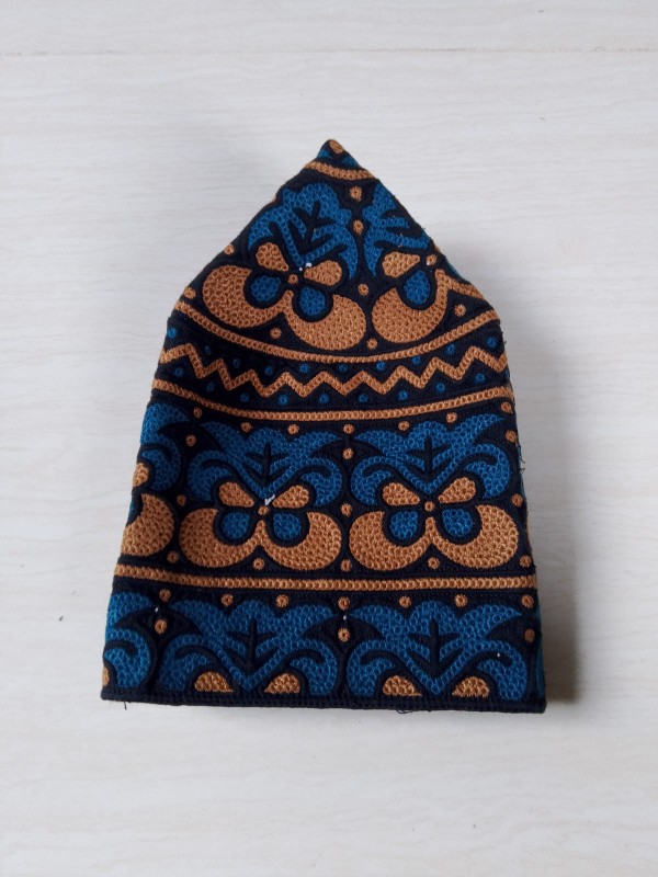 Wholesale Barkati Muslim Prayer Caps , Omnai Block Fabric Lot