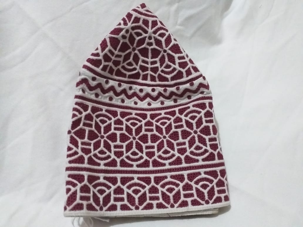 Detailed Computer Embroidery Enhances the Omani Kumma Cap Look