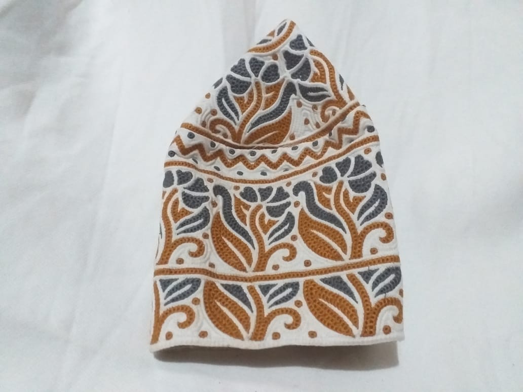 High-Quality Computer Embroidery on Breathable Omani Kumma Cap
