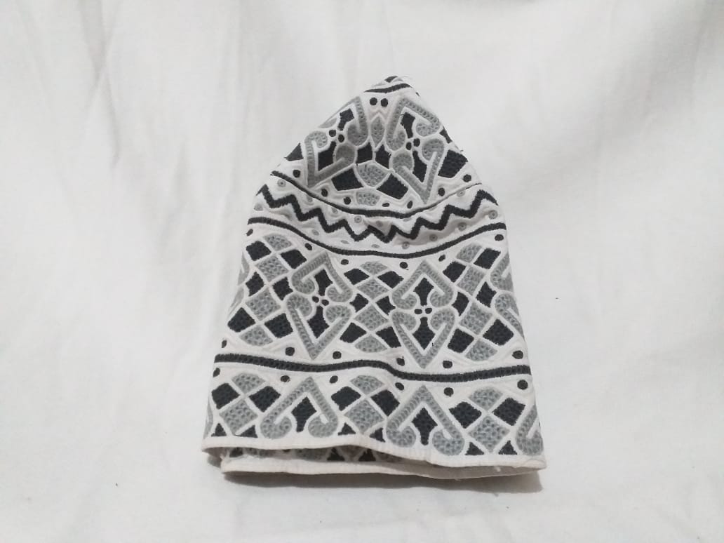 Fresh and Trendy Computer Embroidered Omani Kumma