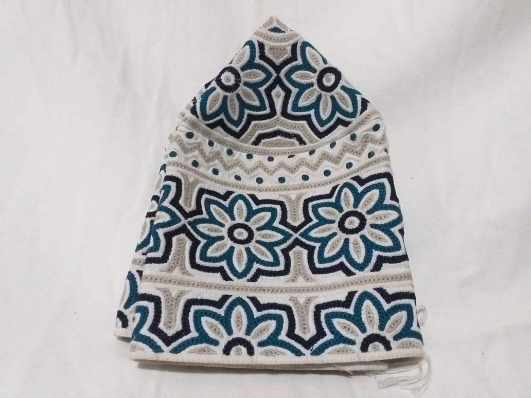 Fine Threadwork Omani Kumma with Digital Stitch Design