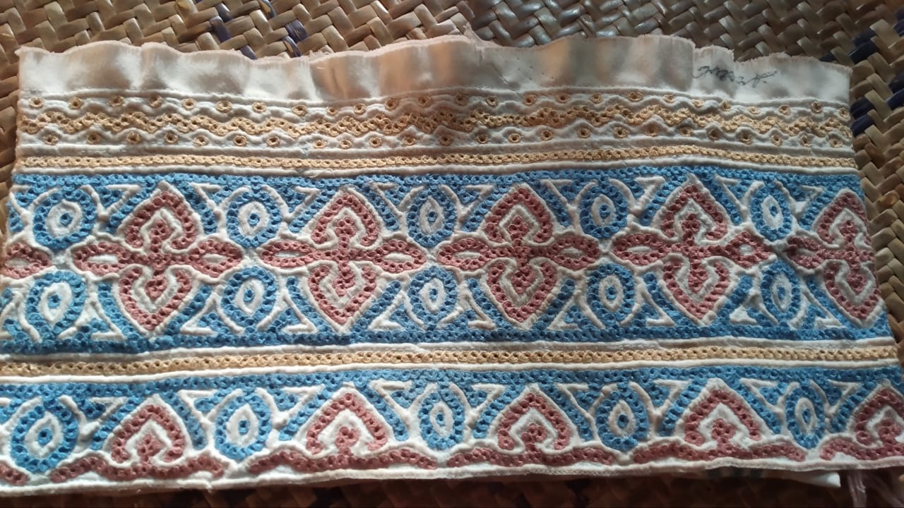 Omnai Supreme Kumma,Traditional Hand-Stitched Elegance