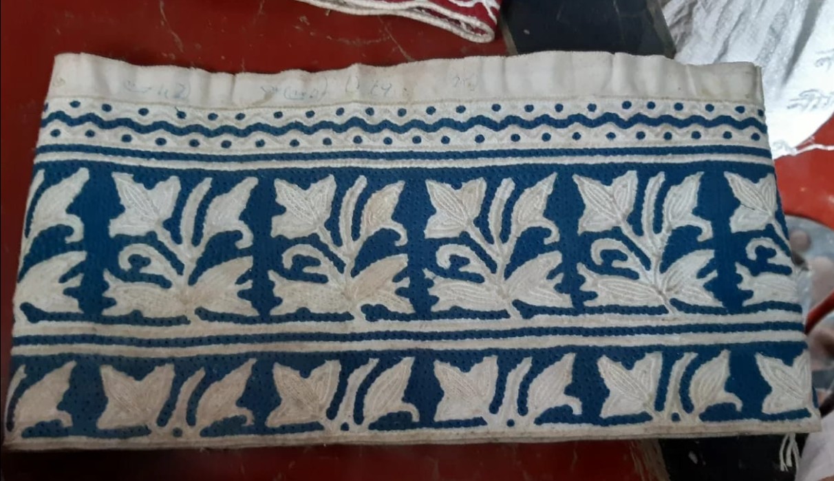 Omani Men’s Kumma ,Handmade Muscat Design Excellence