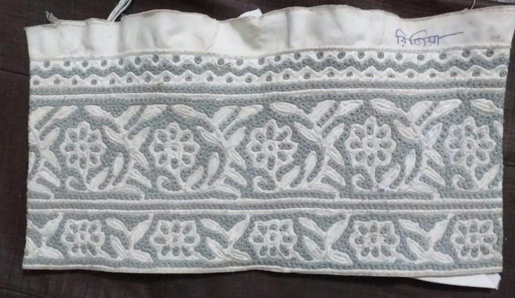 Traditional Hand-Embroidered Kumma, Muscat Omani Design