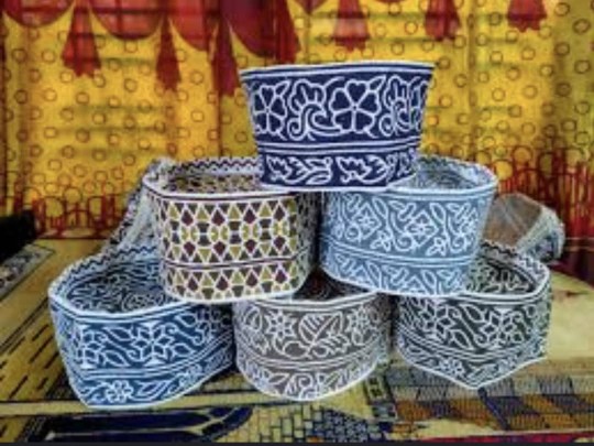 Classic Omnani Kumma Cap , Perfect for Prayer & Festive Wear