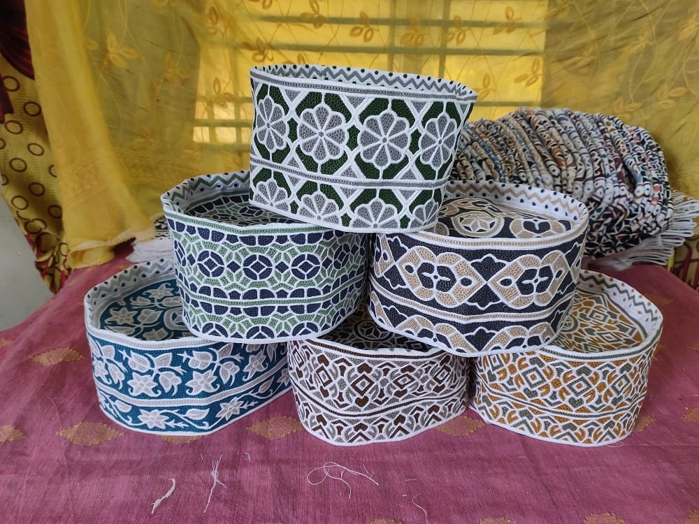 Wholesale Omani Kumma Cap , Fine Embroidery for Global Buyers