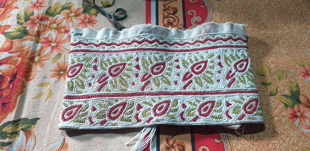 Handmade Stylish Kumma For Retail Business