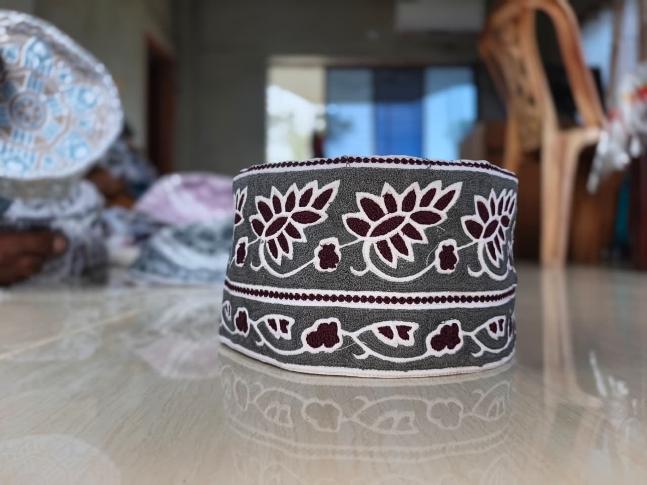 Exclusive White Omani Headwear