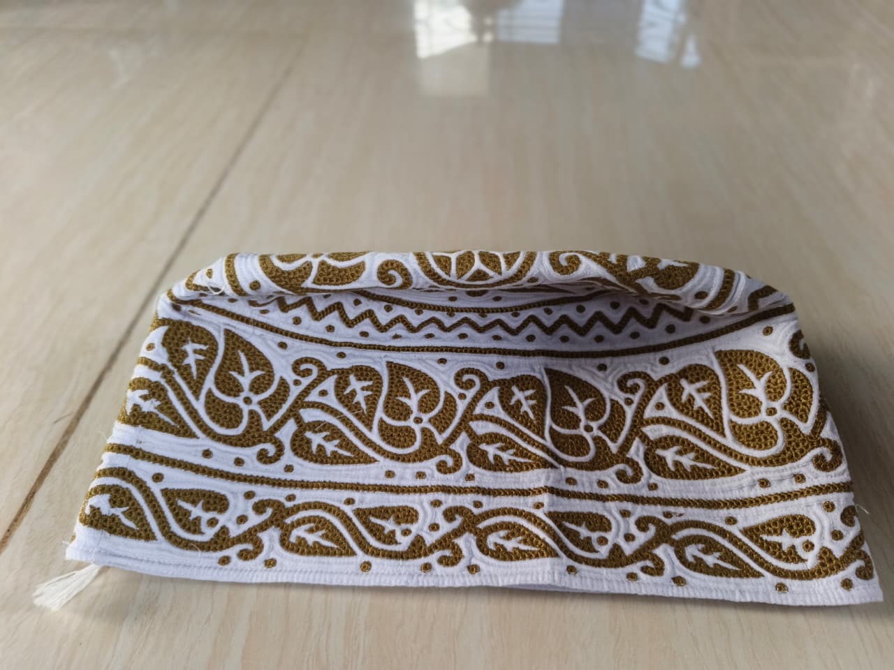 White Omani Cap Collection Wholesale to India