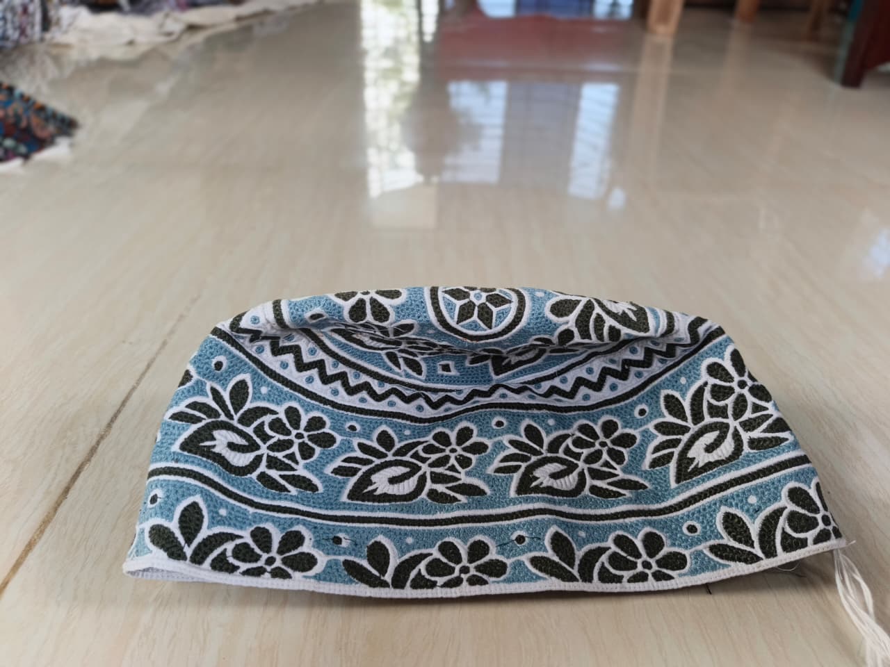 Wholesale White Omani Caps with Traditional Embroidery
