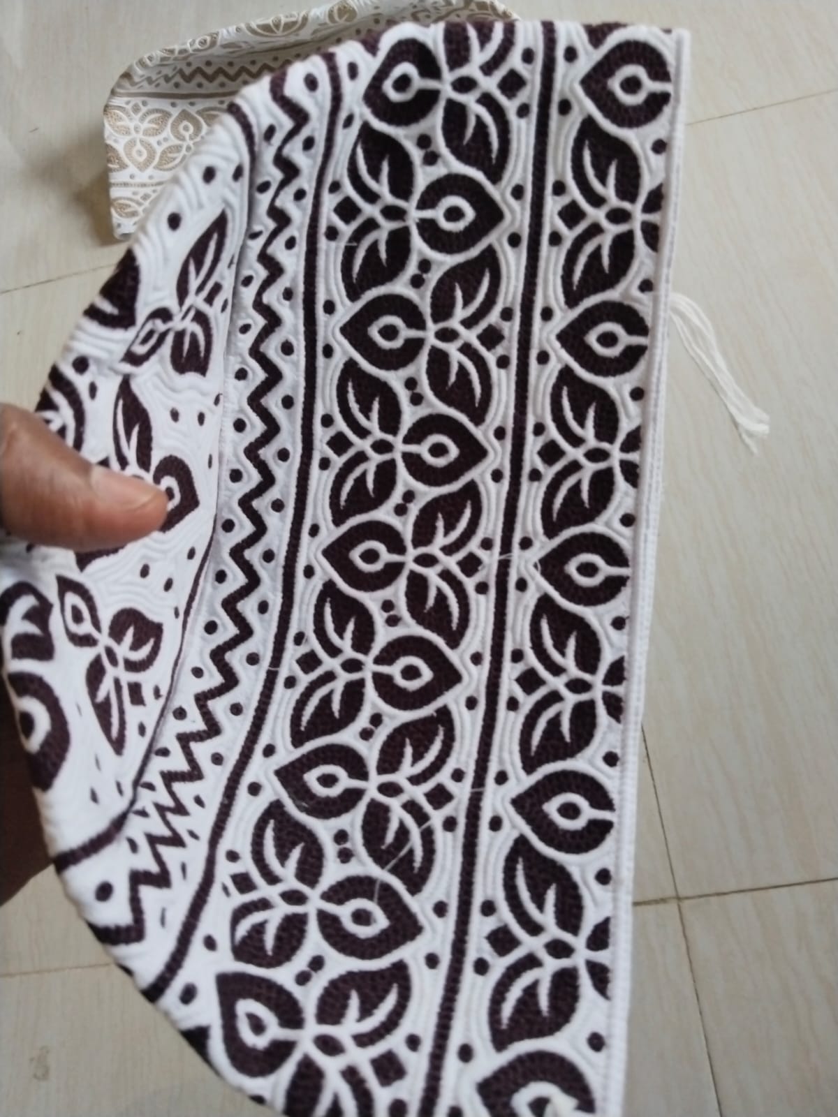 Designer White Omani Islamic Cap for Every Occasion