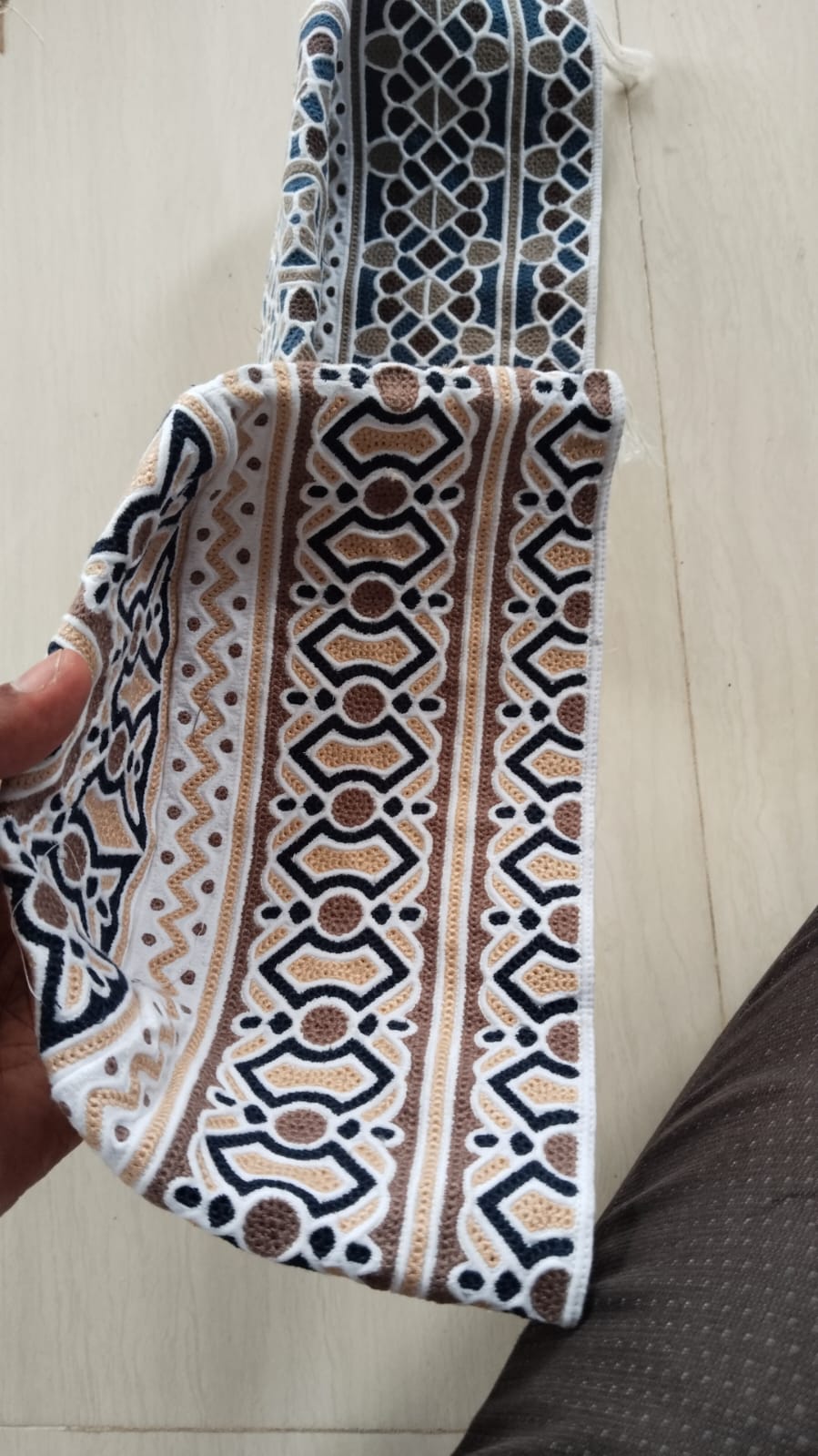 Elegant White Omani Kumma Cap with Premium Islamic Pattern