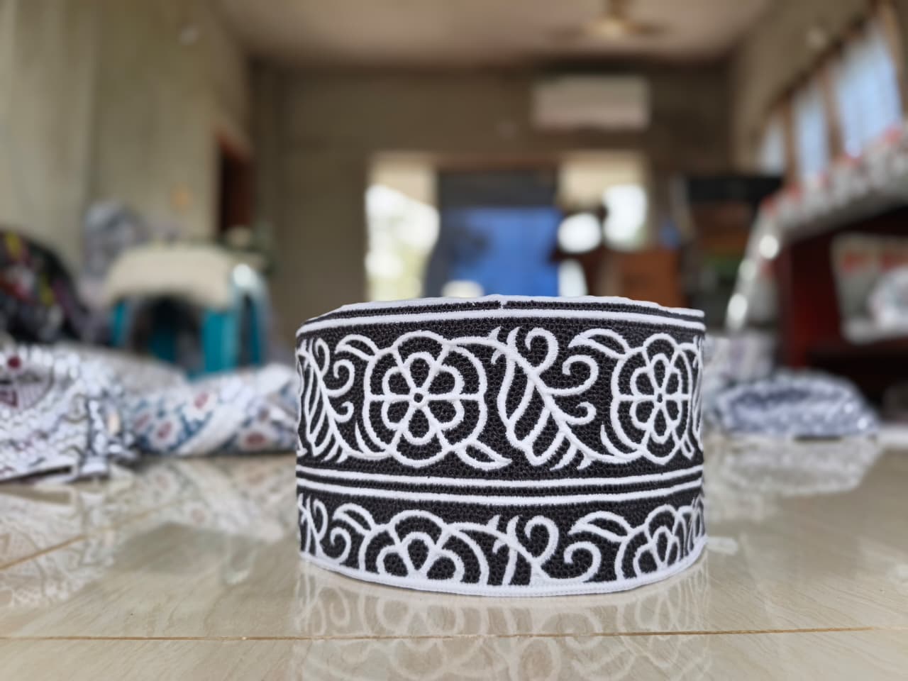 New Fashionable Omani Computer Cap with Fine Detailing