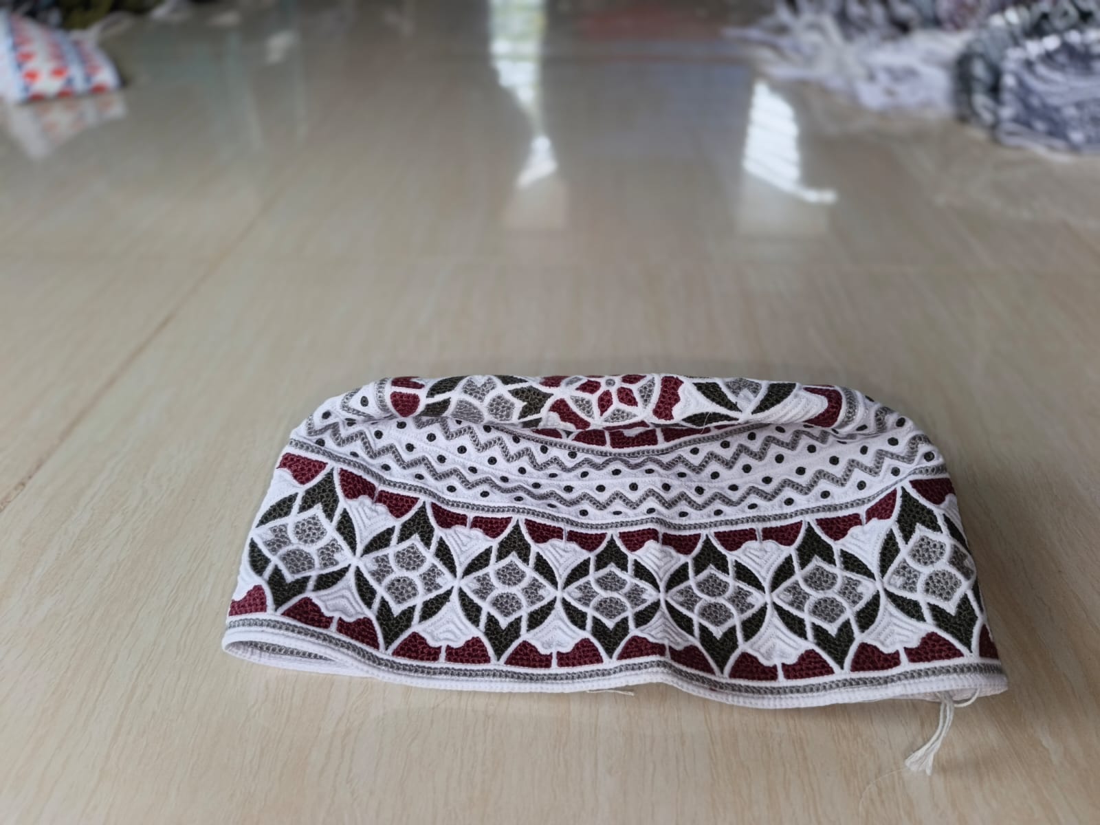 Elegant Traditional New Omani Kumma