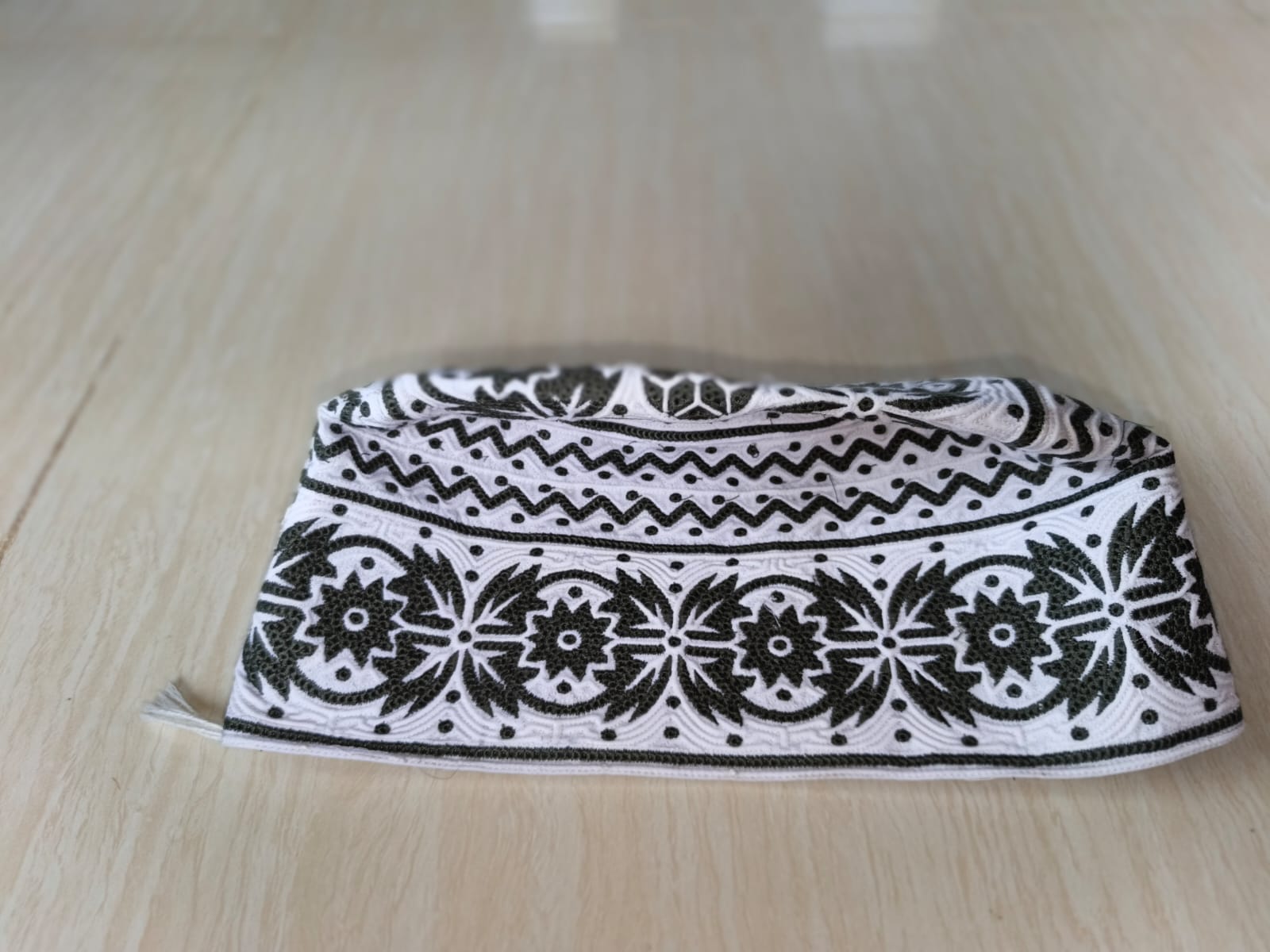 Fresh New Design Omani Kumma