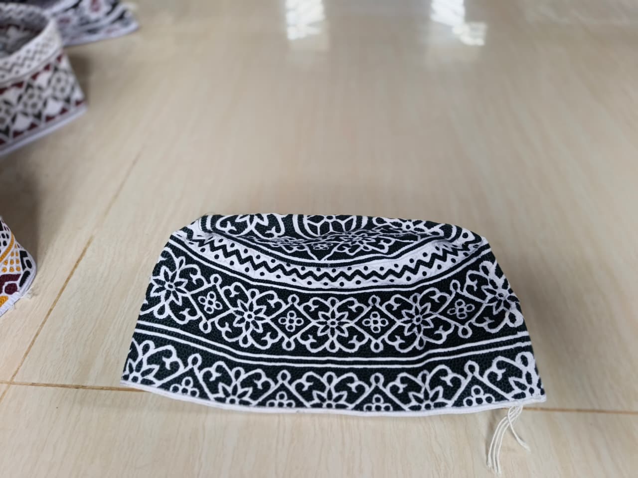 New Stylish Traditional Omani Kumma Cap