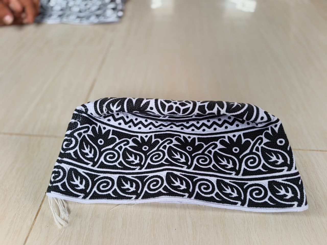 New Omani Kumma with Traditional Elegance