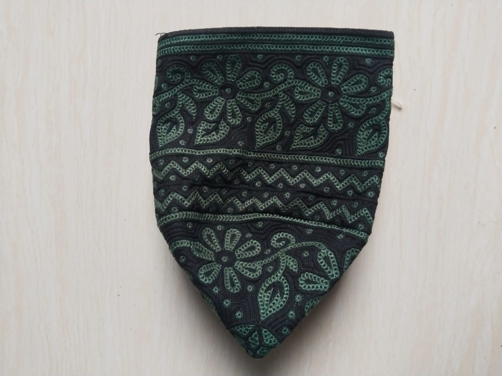 Luxury Embroidered Omani Cap Wholesale