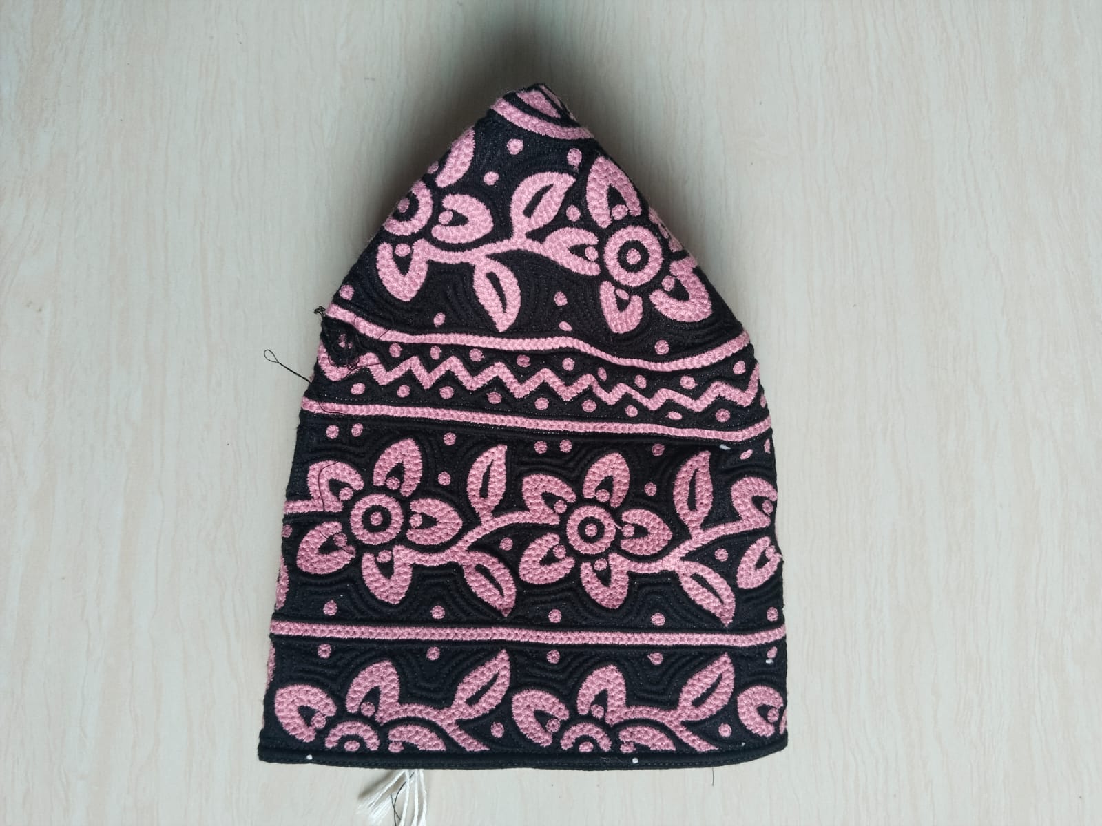 Luxury Handcrafted Omani Kumma Cap Wholesale