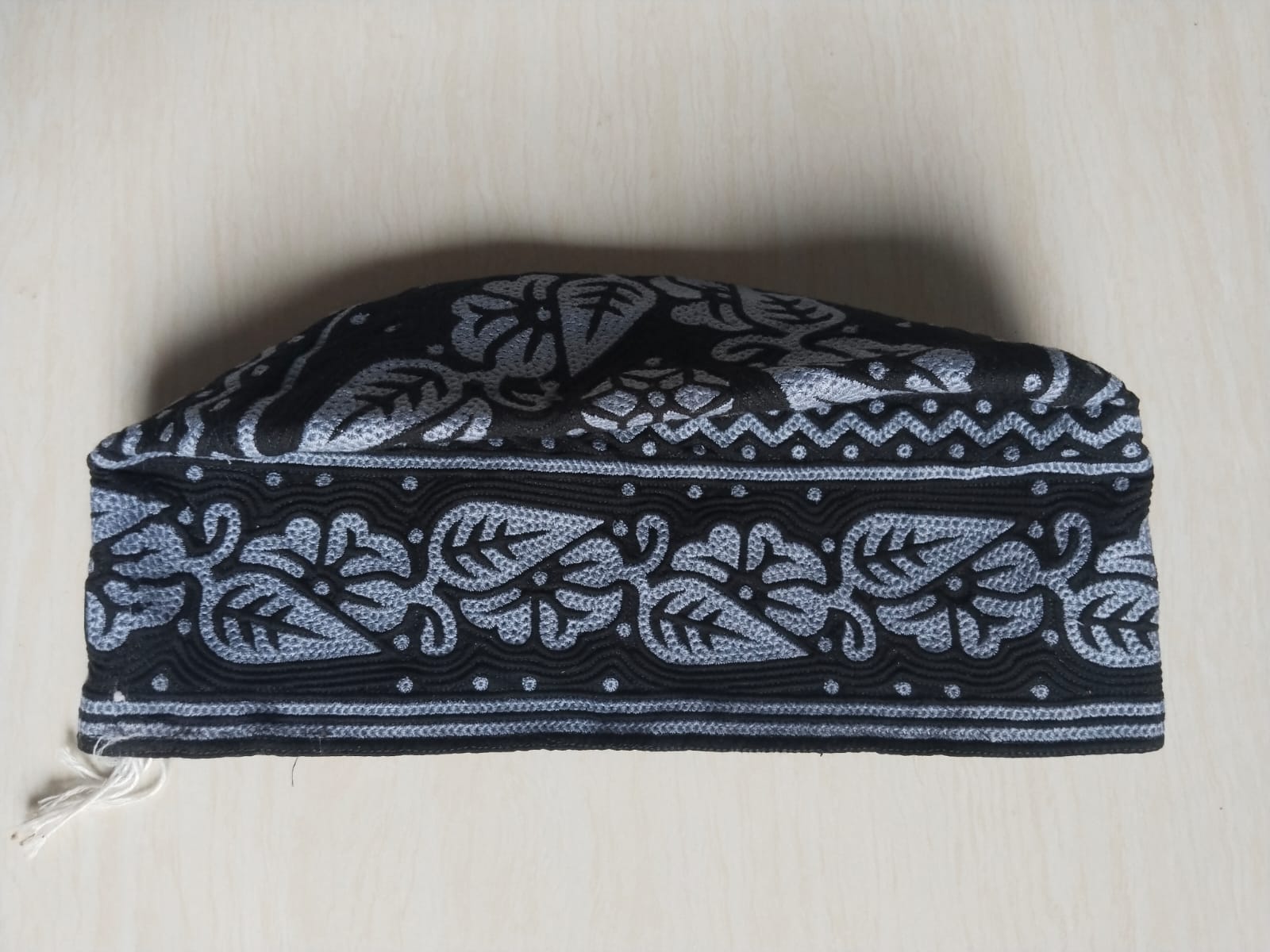 Black Omani Cap Wholesale for Importers and Distributors